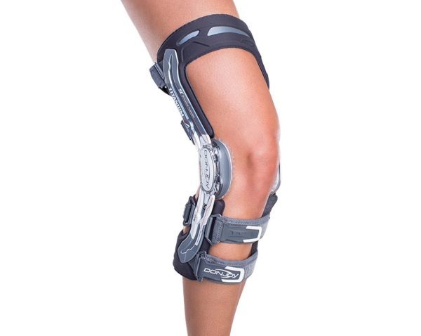 DONJOY A22 Titanium kneskinne